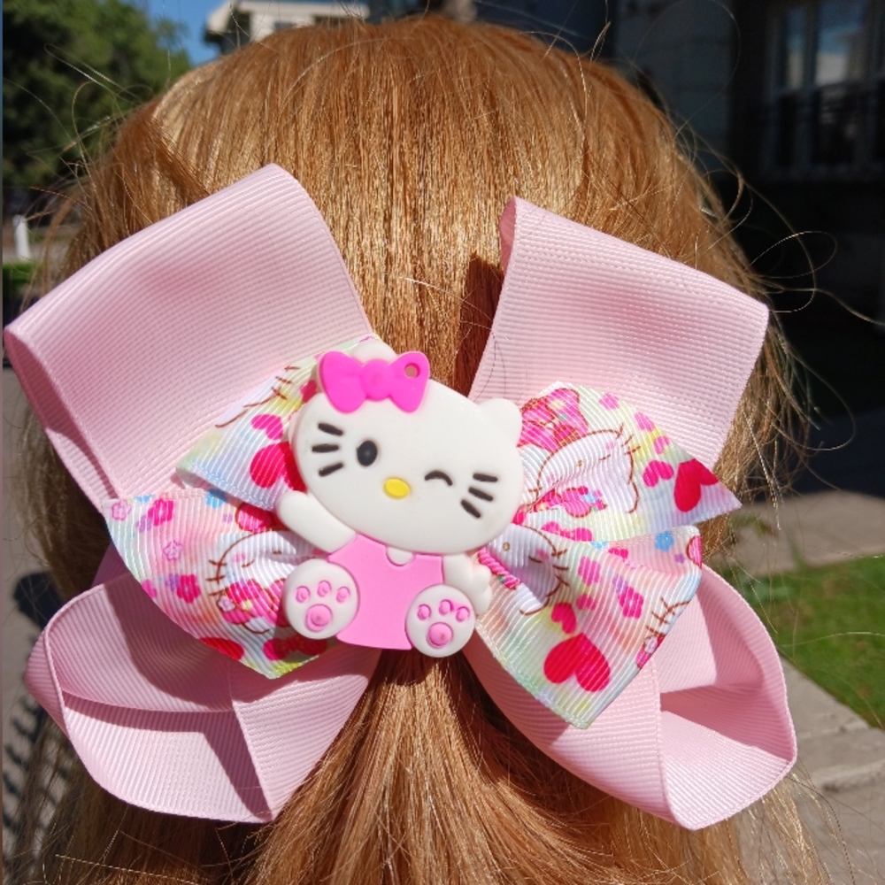 Hello Kitty Hair Light Pink New